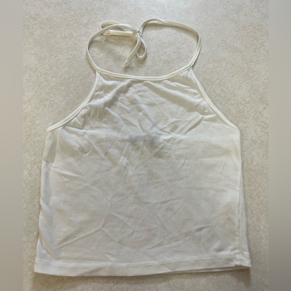 BRANDY MELVILLE HALTER TOP!
